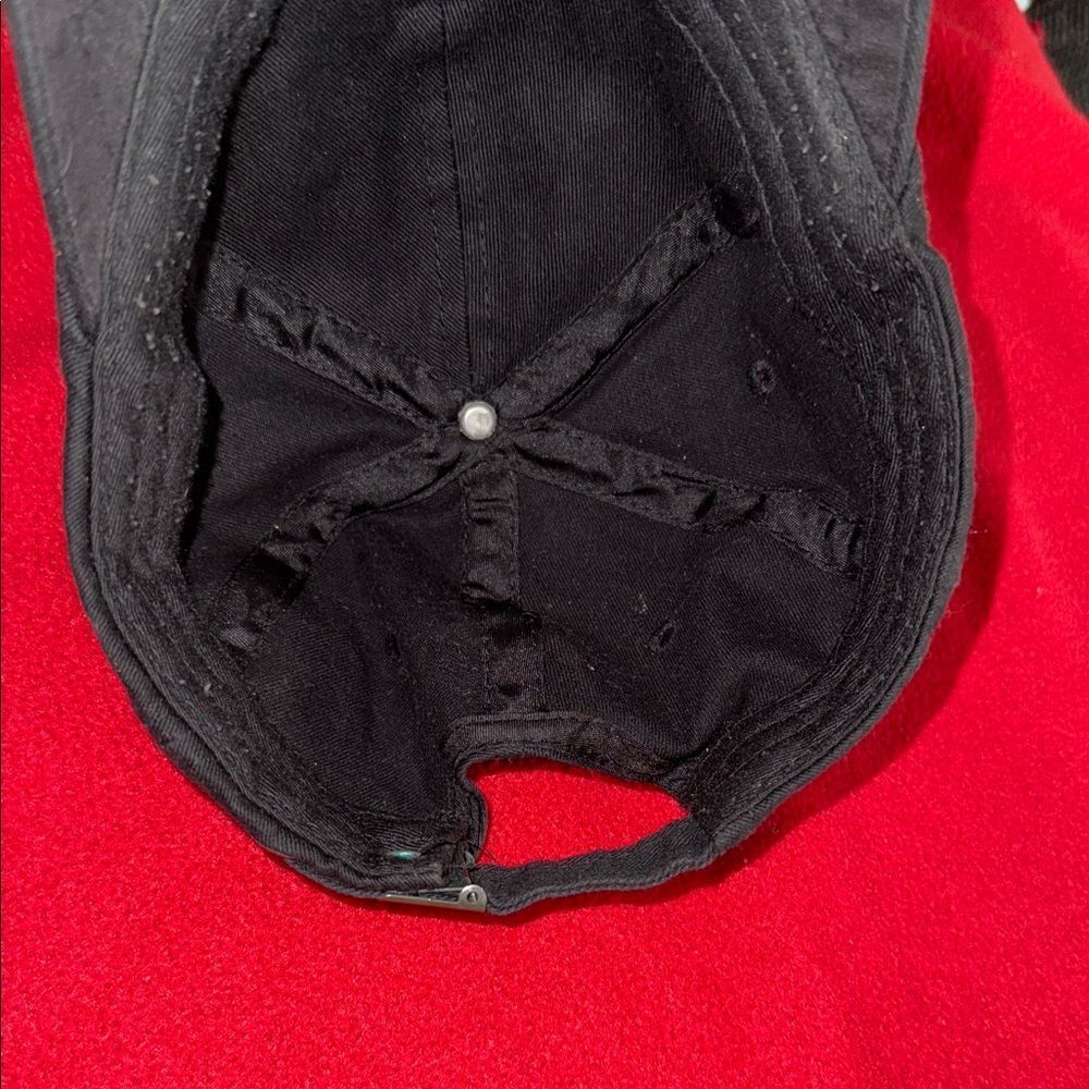 Black Embroidered Cap - Picture 5 of 6